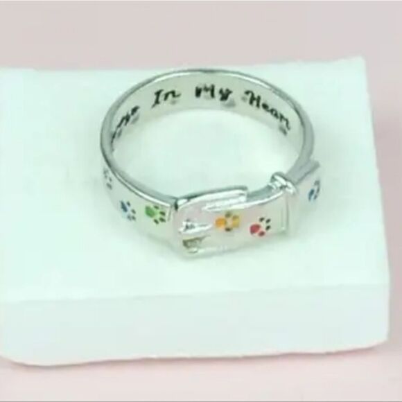 Paw Print SILVER TONE KEY Charm And RING Sz 7 - Picture 2 of 3